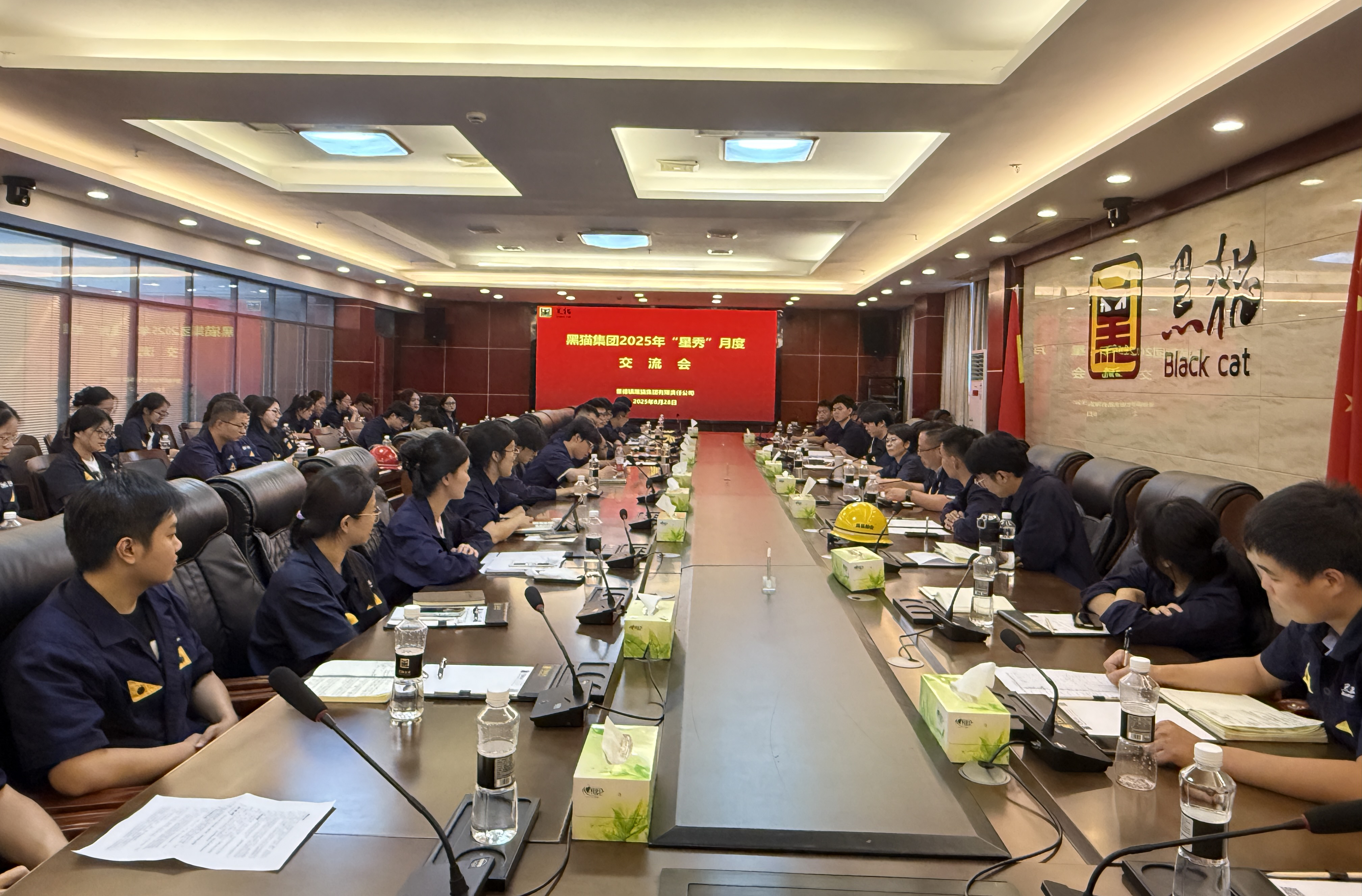 圖2 “星秀”交流會(huì)現(xiàn)場.jpg 圖2 “星秀”交流會(huì)現(xiàn)場.jpg